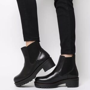 TEN POINTS Clarisse Chelsea Black Leather Lugged Ankle Boot